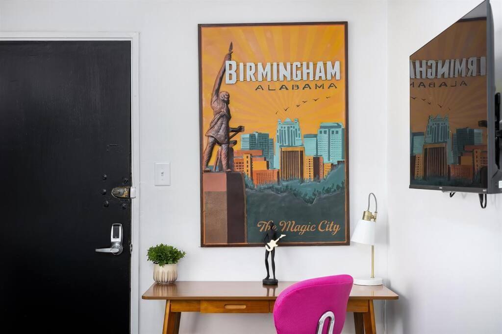 Vulcan'S Hideout / Colorful C2 Birmingham Dış mekan fotoğraf